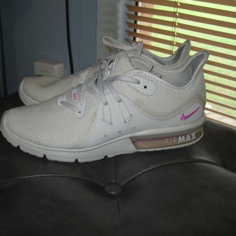 Nike air max sequent 3 le running sneakers